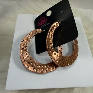 🌟$1 NWT PAPARAZZI Hammered Rose Gold Hoop Earrings - Women Jewelry